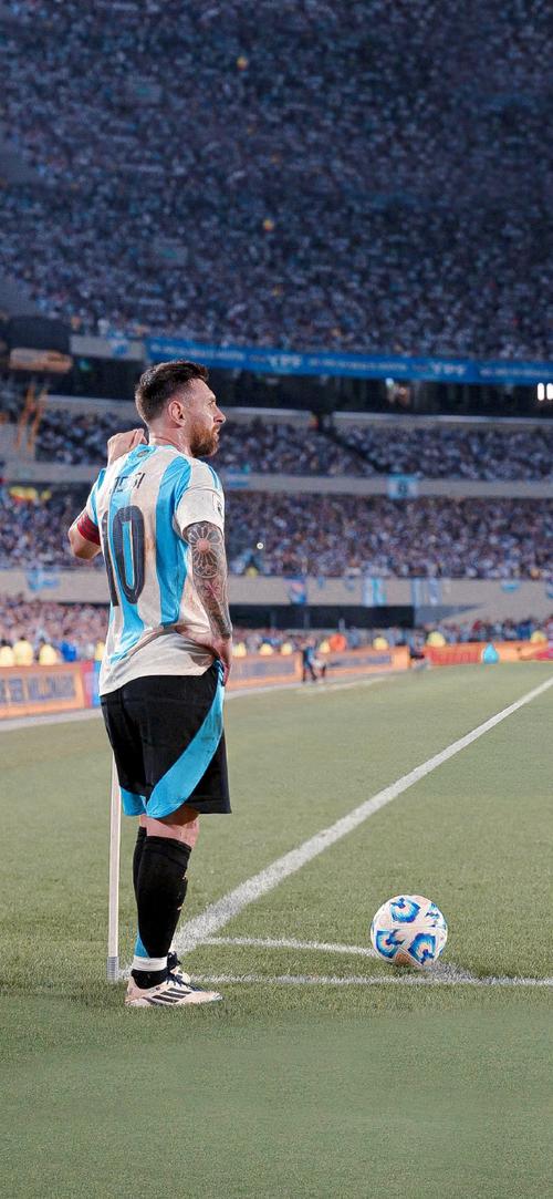 暖心！收养7年供吃供住，成名后的詹姆斯这样回报弗兰克夫妇