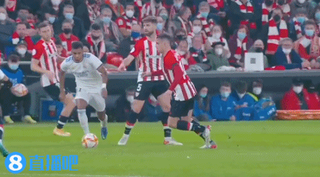 旭旭宝宝直播被误封，现场怒喷超管要求赔钱，事后：不得不低头啊