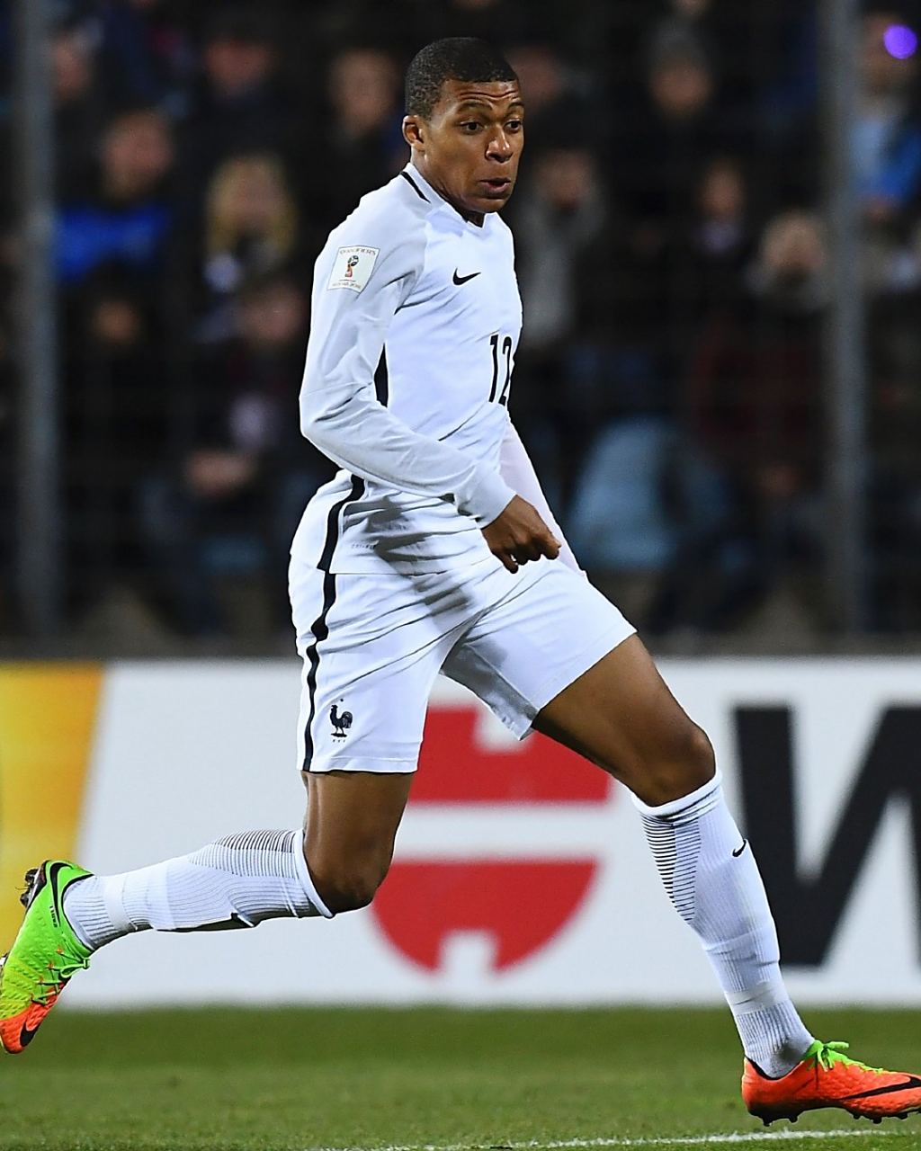 马刺险胜凯尔特人